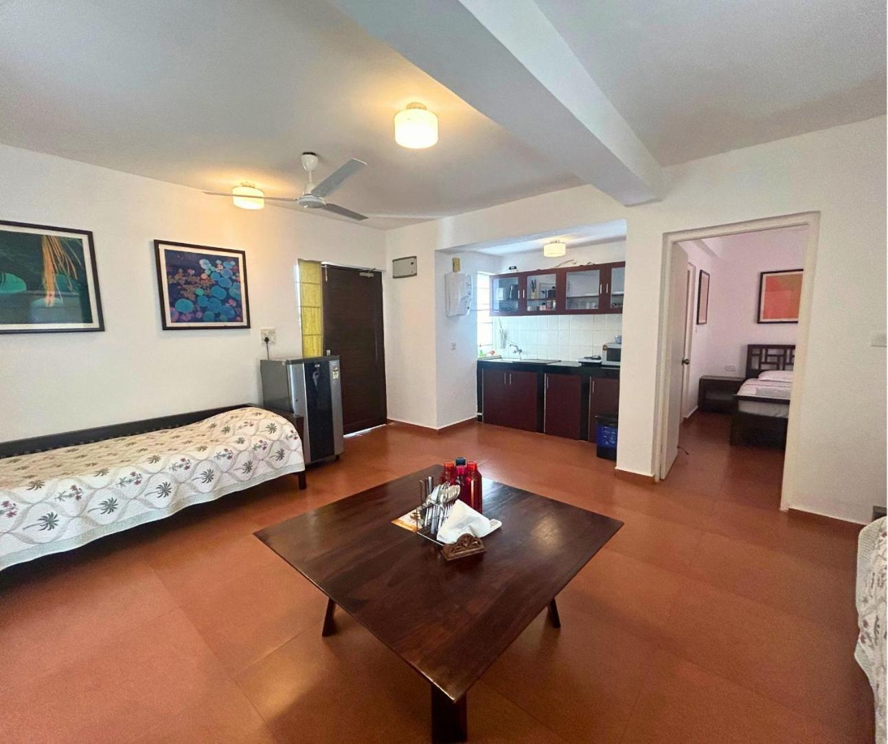 Jungle Hut-Annabelle'S Beach Apartments At Bernard Simao,Calangute,Goa 坎多林 外观 照片