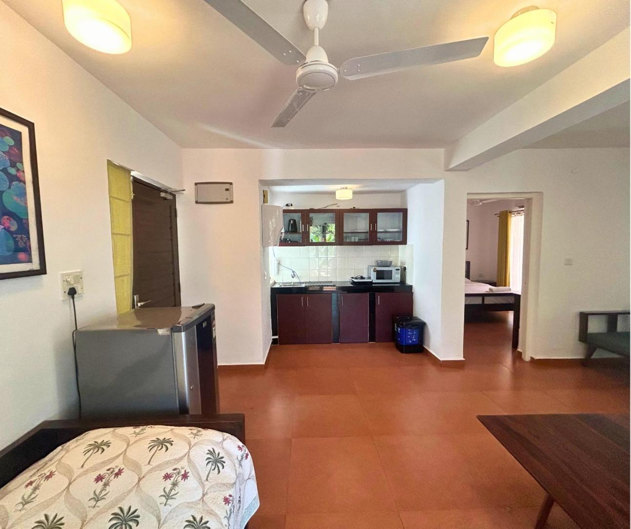 Jungle Hut-Annabelle'S Beach Apartments At Bernard Simao,Calangute,Goa 坎多林 外观 照片