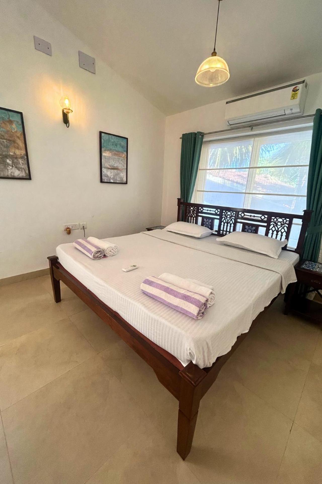Jungle Hut-Annabelle'S Beach Apartments At Bernard Simao,Calangute,Goa 坎多林 外观 照片