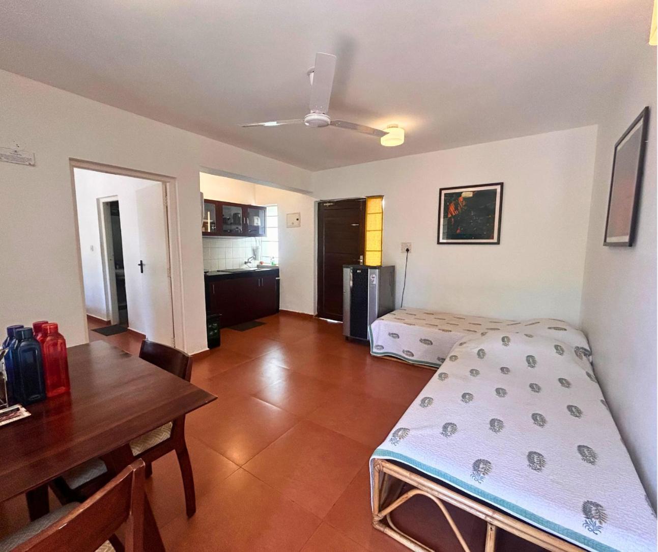 Jungle Hut-Annabelle'S Beach Apartments At Bernard Simao,Calangute,Goa 坎多林 外观 照片